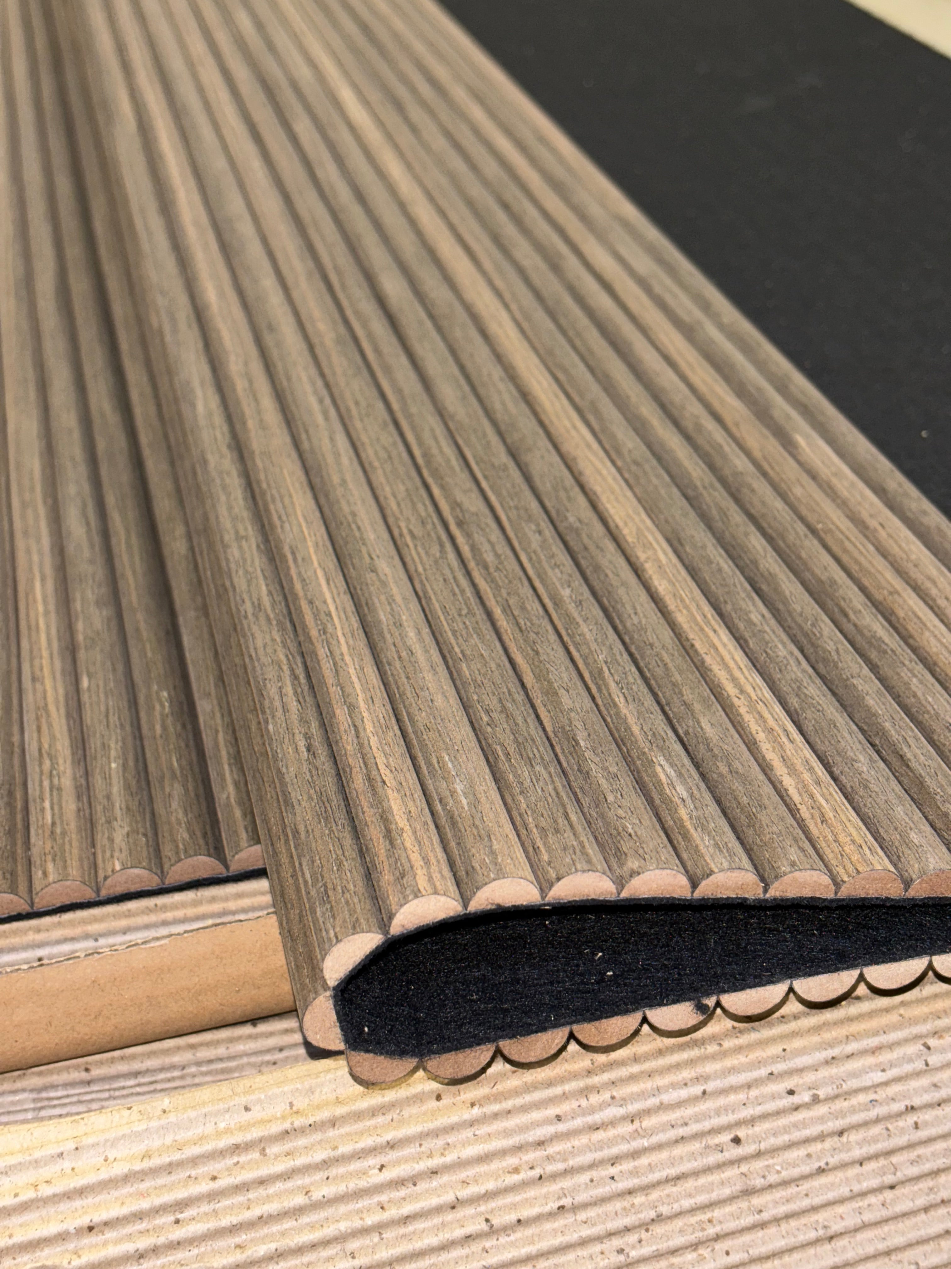 MDF Reykt eik/hringlaga - Mynstur 25-12mm