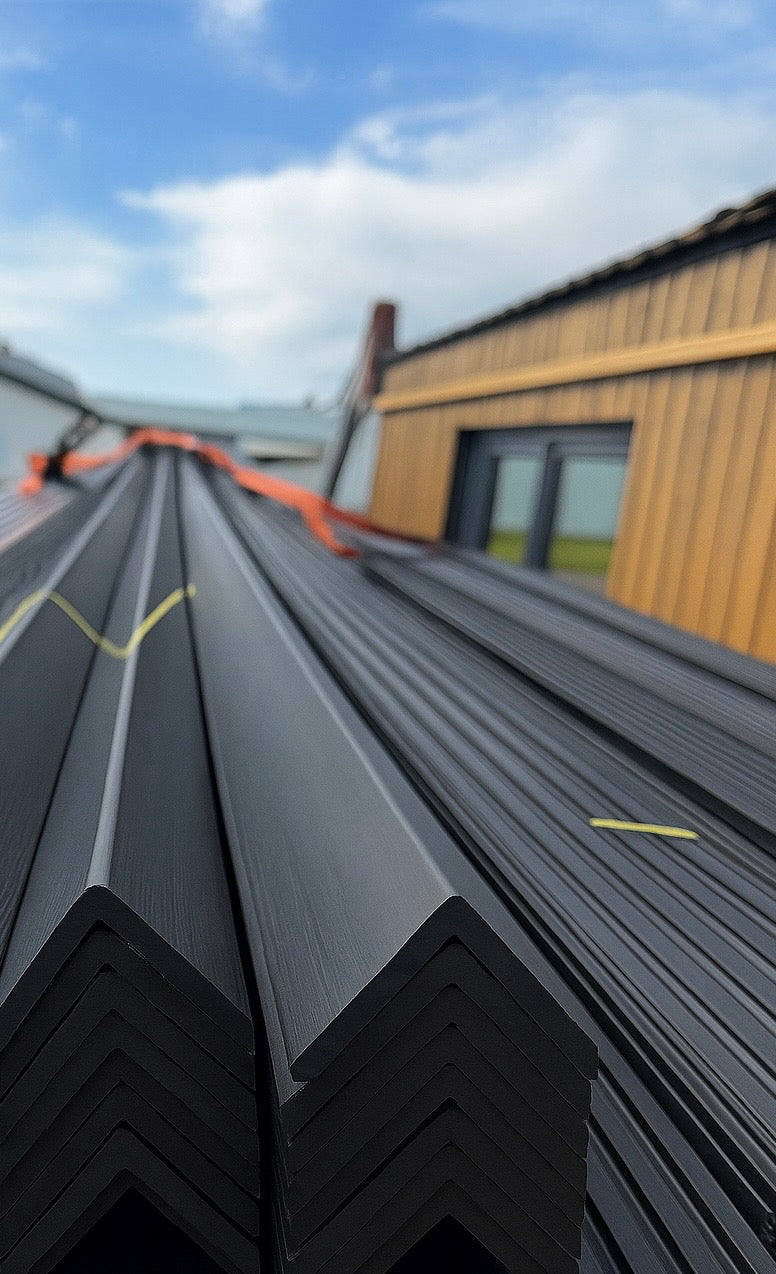 Endalisti fyrir plastpallaefni - Svartur- Forpöntun