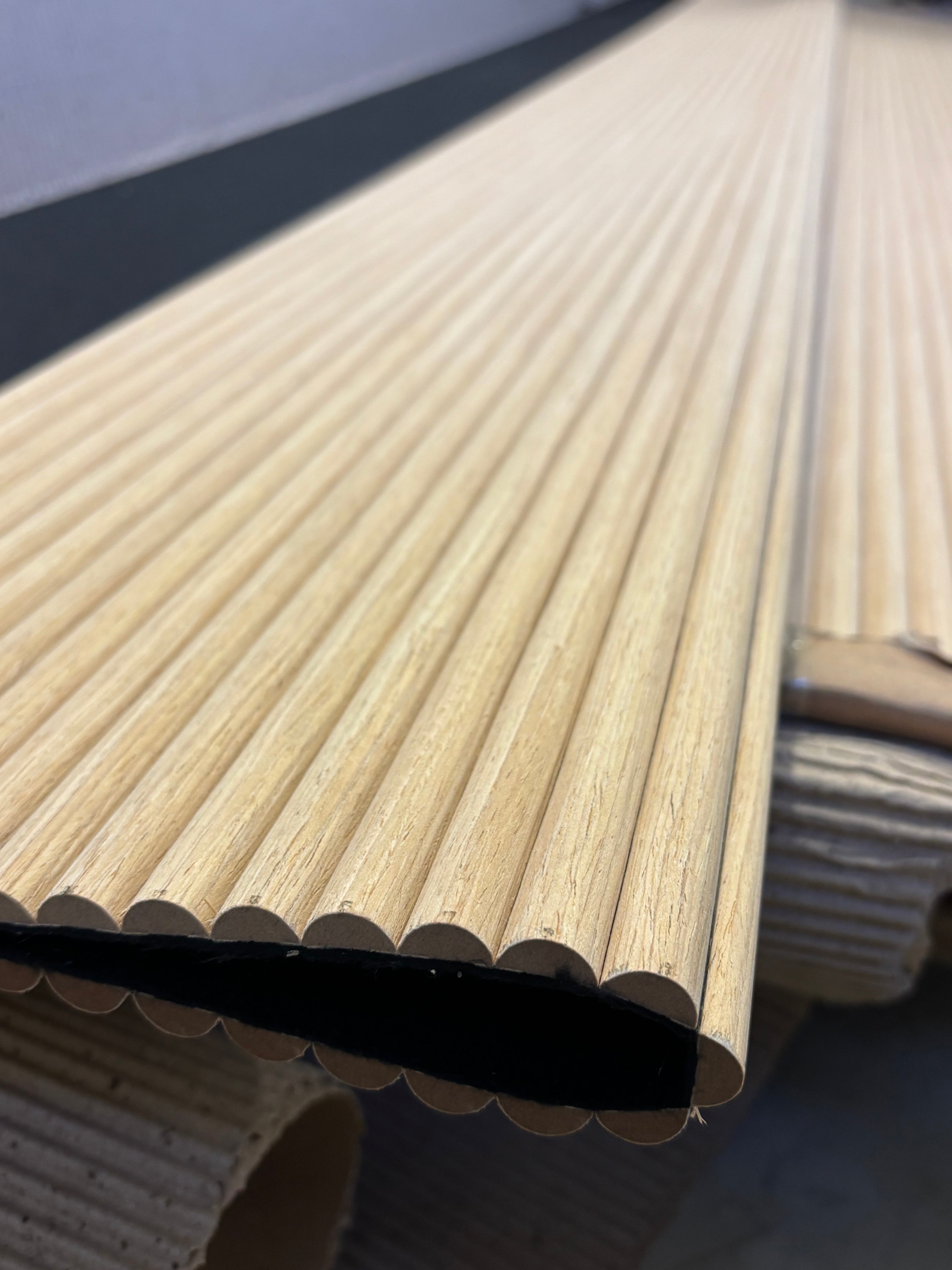 MDF Ljós eik/hringlaga - Mynstur 25-12mm